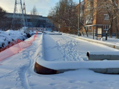 Заморозили ремонт: в Таганроге чинят теплосети, но холода работать мешают