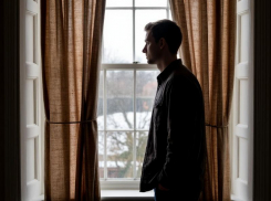 Не зашторивайте сегодня на ночь окна: советы таганрожцам для привлечения удачи в дом