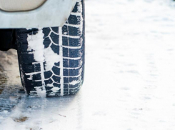 В связи с ухудшением погоды Минтранс призывает таганрогских водителей «переобуться»