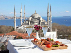 Приходят с Востока, а находят любовь в России