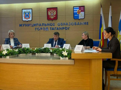Зарплаты в 41 тысячу и 459 новых рабочих мест – отчёты штаба по социальной стабильности Таганрога