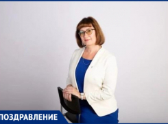 Сегодня свой день рождения отмечает Фаварисова Ольга Валерьевна