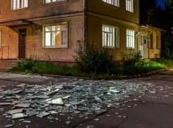 Состояние раненых и судьба интерната: последние новости об атаке БПЛА на посёлок под Таганрогом