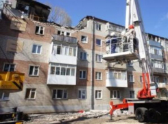 В разрушенном взрывом доме завершены аварийные работы