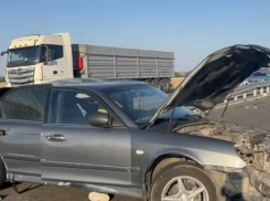 Женщина и двое детей пострадали в крупном ДТП под Таганрогом