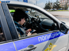 По улице С.Шило в Таганроге сотрудники полиции организовали рейдовые мероприятия