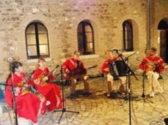 Таганрогский ансамбль «Лель» вновь пригласили на фестиваль во Францию