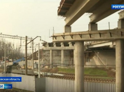 Масштабную стройку автомобильного моста затеяли под Таганрогом