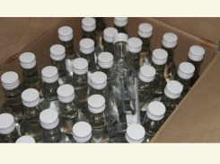 У жителя Владикавказа в Таганроге изъяли контрафактную алкогольную продукцию