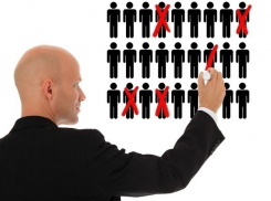 На трех таганрогских предприятиях сократят сотни человек