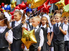 В Ростовской области школьные линейки проведут с ограничениями