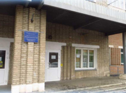 В Таганроге сделают капитальный ремонт в трех детских поликлиниках