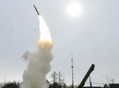 Ночная атака беспилотников на Неклиновский район под Таганрогом: повреждены ЛЭП, энергетики устраняют последствия