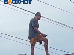 Таганрожец бегал с ножом по крышам домов и угрожал ребёнку