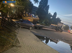 «Блокнот Таганрог» стали известны причины вчерашнего ДТП с участием асфальтоукладчика