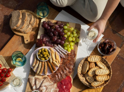 Таганрог укрепляет позиции в сфере общепита: 400 заведений открыты для туристов жемчужины юга