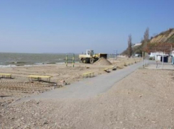 В Таганроге депутаты начали готовится к пляжному сезону
