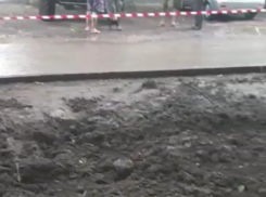 Утечка за утечкой происходят на улице Тольятти в Таганроге