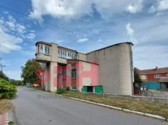 В Таганроге выставили на продажу здание автошколы