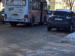 В центре Таганрога произошло тройное ДТП