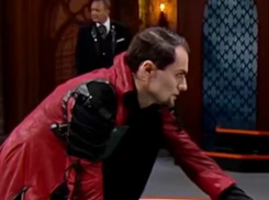 Известный  таганрожец Намтар Энзигаль девять лет подвергался преследованиям поклонницы из Чувашии