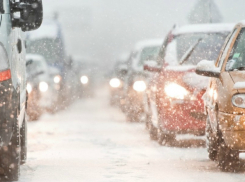 ГИБДД: Ожидается мокрый снег и гололедные явления на трассе Таганрог - Ростов