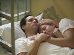 В Ростове-на-Дону таксист «выкинул» из автомобиля двух мужчин нетрадиционной ориентации