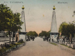 Врата времени: Двухвековая история таганрогского шлагбаума