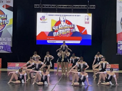 «Донские звезды»: таганроженки занялли призовые места на туринире по чир спорту