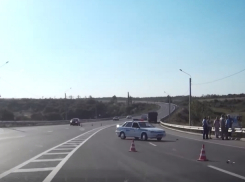 На трассе Ростов - Таганрог фура сбила насмерть пенсионерку