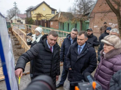 Врио губернатора Ростовской области впервые посетил Таганрог и проблемные объекты в нем