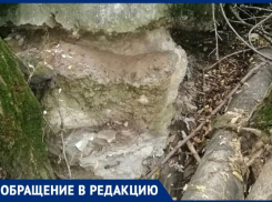 В Таганроге разрушается берегоукрепление, сделанное в 90-х годах 