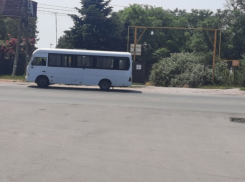 Мистическое исчезновение: опять таганрогские маршрутки “летят в трубу”