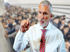 «Необходимо срочно ужесточать миграционную политику»: лидер партии «РОДИНА» Алексей Журавлев