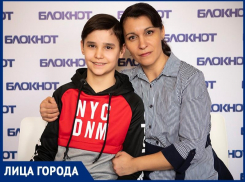 Он слышит музыку через вибрации: Дима Яновский из Таганрога танцует, не имея слуха