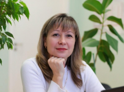 Коллектив детского сада № 6 поздравляет заместителя заведующего с днём рождения