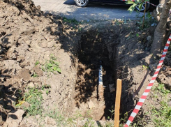 МУП «Водоканал» поменял водопровод по улице Нахимова в Таганроге