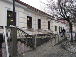 В Таганроге администрация намерена судиться с застройщиком, изуродовавшим объект культурного наследия