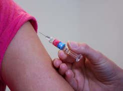 Бежать сейчас или дождаться часа икс: о наилучшем сроке для прививки от гриппа таганрожцам подсказали в Роспотребнадзоре