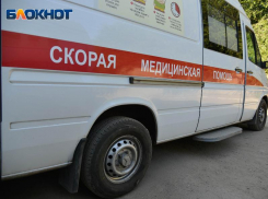 В Таганроге мужчина выпал из окна