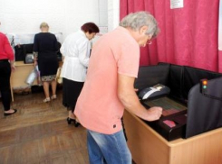 Лидером в выборной гонке среди депутатов государственной Думы стал Юрий Кобзев