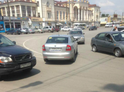 В районе Нового вокзала произошла авария, нарушитель сбежал