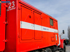 Пожилая пара таганрожцев едва не погибла в пожаре на улице Вишневой