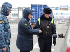 На дорогах Донского края «ловили» должников 