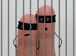 Ограбление по-таганрогски: избили, отобрали и пошли на шопинг