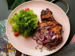 Новый год к нам мчится: успей забронировать лучшие даты в кафе DEJA VU* 