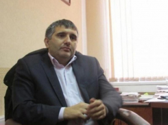 На два месяца отправили под стражу начальника УЖКХ Таганрога Карагаева