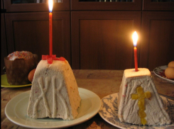 Таганрожцам рассказали, сколько придется потратить на приготовление творожной пасхи