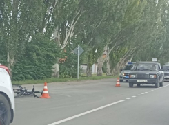 В ДТП на Мариупольском шоссе пострадали велосипедист и ребёнок 