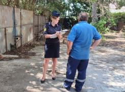 Таганрожцы могут жаловаться на судебных приставов в прокуратуру